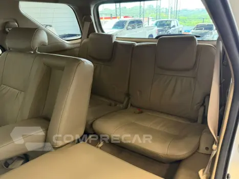 HILUX SW4 3.0 SRV 4X4 7 LUGARES 16V TURBO INTERCOOLER DIESEL