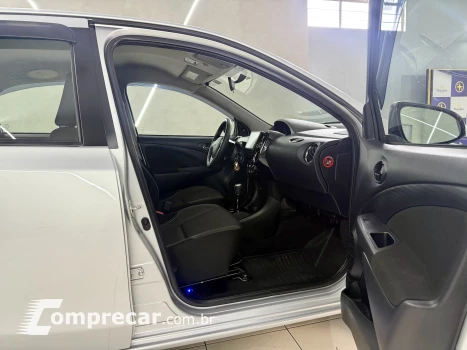 ETIOS 1.5 X Plus Sedan 16V