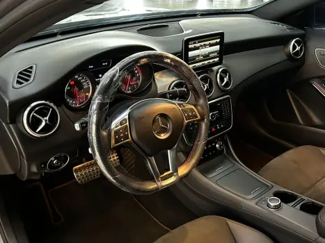 GLA-250 Sport  2.0 16V 211cv Aut.