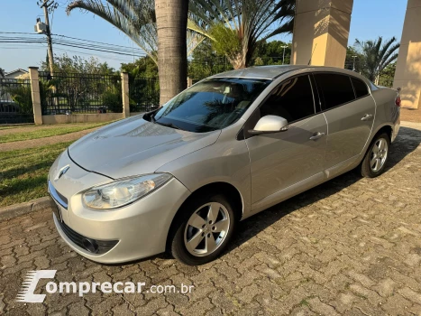 Renault FLUENCE 2.0 Dynamique 16V 4 portas
