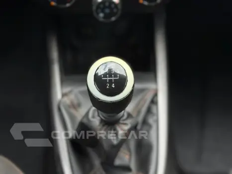 Onix 1.4 LT SPE/4