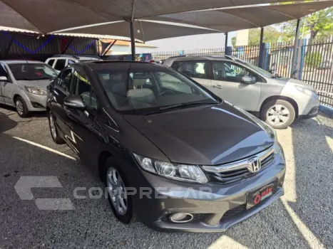 CIVIC - 1.8 EXS 16V 4P AUTOMÁTICO