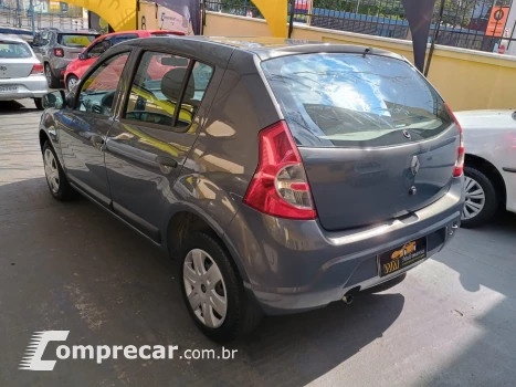 Sandero 1.6