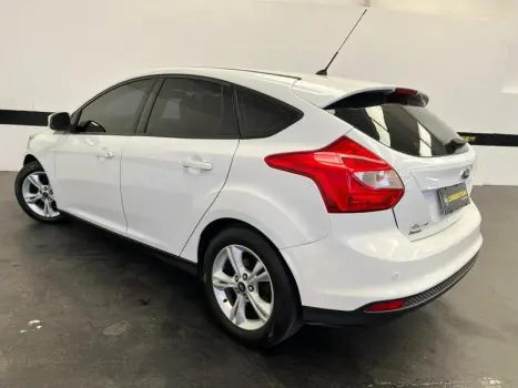FOCUS 1.6 SE 16V FLEX 4P POWERSHIFT