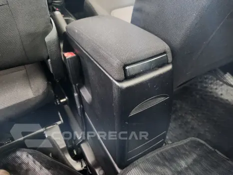 NEW BEETLE 2.0 MI 8V GASOLINA 2P AUTOMATICO