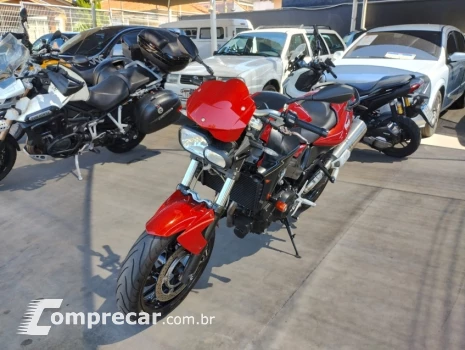 F 800