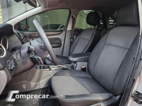 Focus Sedan 2.0 16V/2.0 16V Flex 4p Aut.