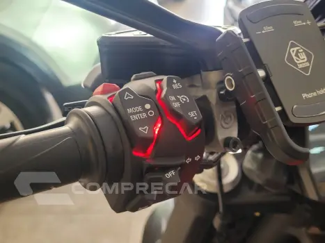 DIAVEL V4 1158