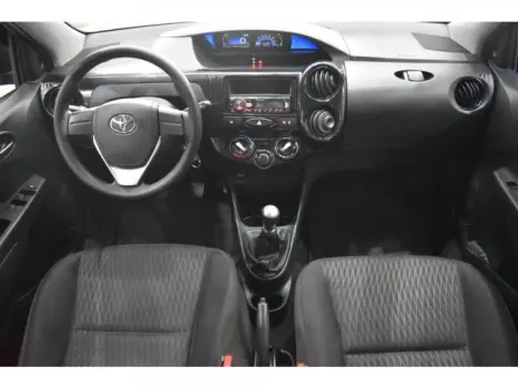 ETIOS HATCH - 1.3 X 16V 4P MANUAL