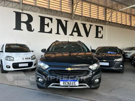 CHEVROLET ONIX HATCH ACTIV 1.4 8V Flex 5P Aut. 4 portas