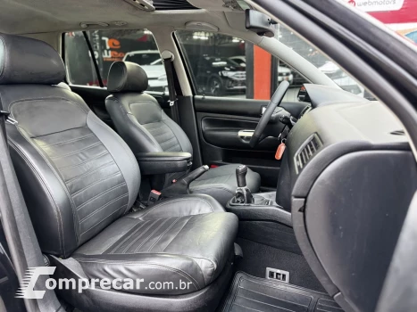 Golf Sportline 1.6 Mi Total Flex 8V 4p