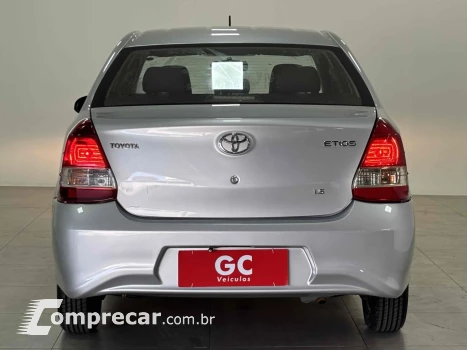 ETIOS 1.5 X PLUS SEDAN 16V FLEX 4P AUTOMÁTICO