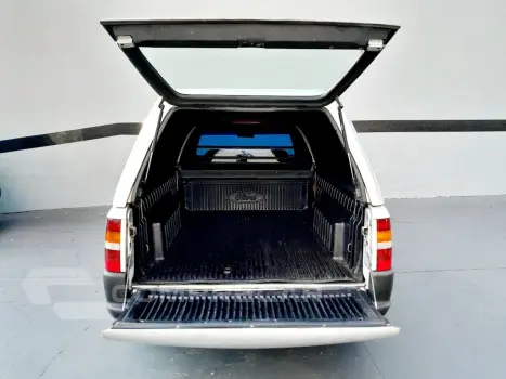 Courier 1.6 L/ 1.6 Flex