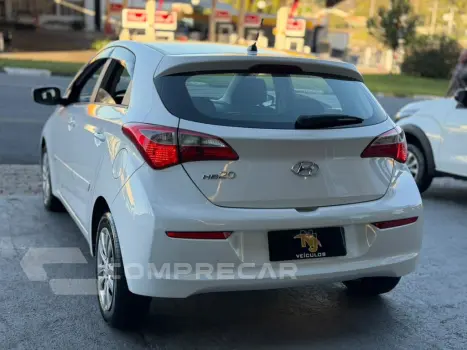 HB20 1.0 COMFORT PLUS 12V FLEX 4P MANUAL