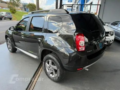 DUSTER TECHROAD 2.0 Hi-Flex 16V Aut.