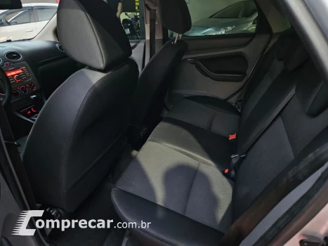 Focus Sedan 2.0 16V/2.0 16V Flex 4p Aut.