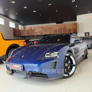 PORSCHE TAYCAN Turbo S 4 portas