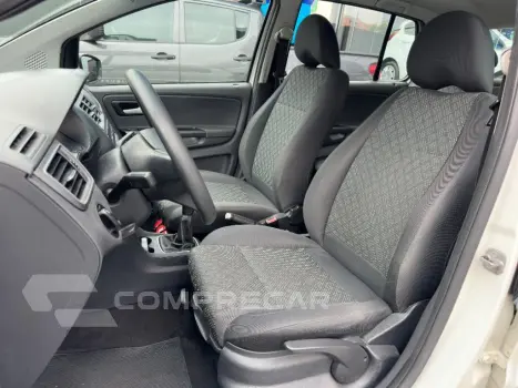 Fox Trendline 1.6 Flex 8V 5p