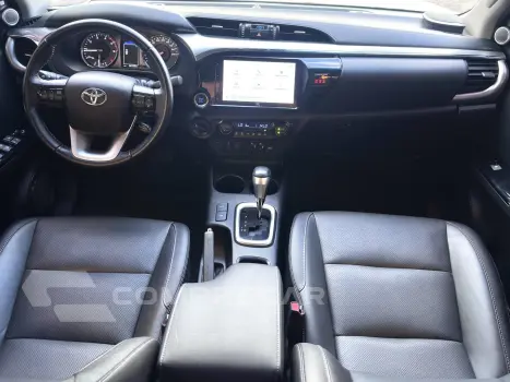 HILUX 2.8 D-4D TURBO DIESEL CD SRX 4X4 AUTOMÁTICO