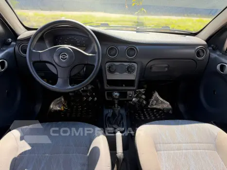 CELTA 1.0 MPFI Life 8V
