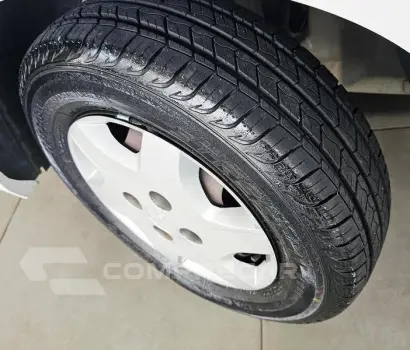 CELTA 1.0L LT