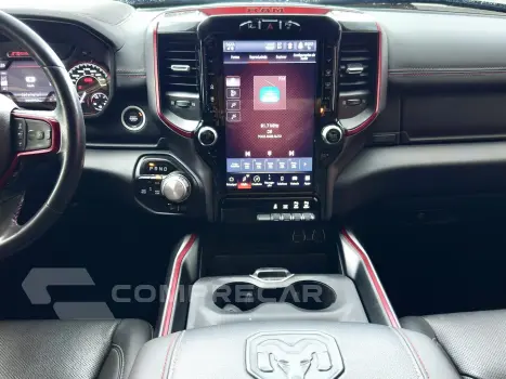 1500 5.7 V8 GASOLINA REBEL CD 4X4 AUTOMÁTICO