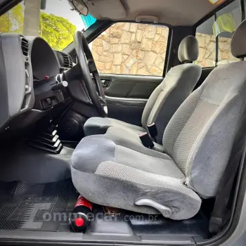 S10 2.4 MPFI Advantage 4X2 CS 8V