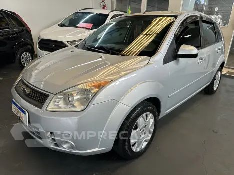 FORD FIESTA 1.6 MPI Class Hatch 8V 4 portas