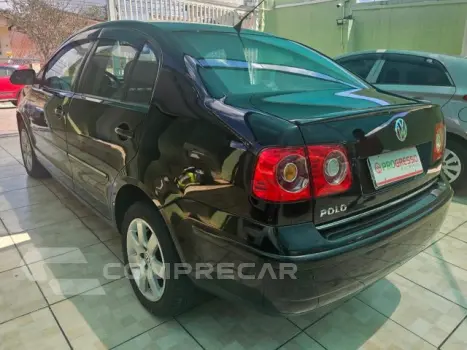 POLO SEDAN - 1.6 MI COMFORTLINE 8V 4P MANUAL