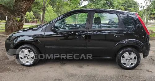 FIESTA 1.6 MPI Class Hatch 8V