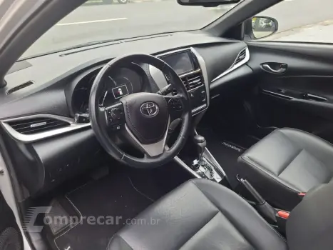 YARIS XS Connect 1.5 Flex 16V 5p Aut.