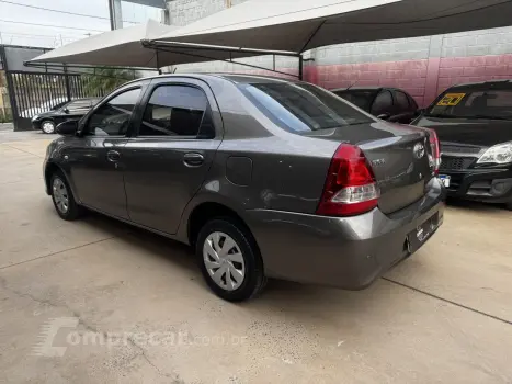 Etios Sedan 1.5 16V 4P FLEX XS