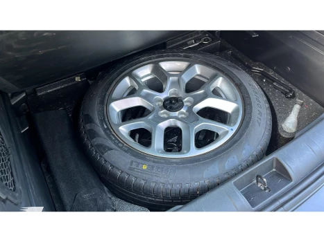RENEGADE 1.8 16V FLEX SPORT 4P AUTOMÁTICO