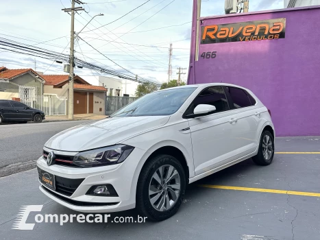 Volkswagen POLO 1.0 200 TSI Comfortline 4 portas