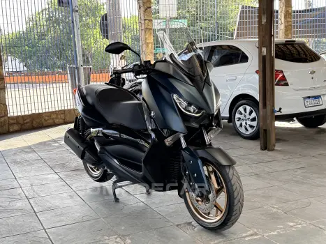 XMAX 250ABS