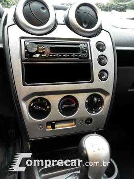 FIESTA 1.6 MPI Class Hatch 8V
