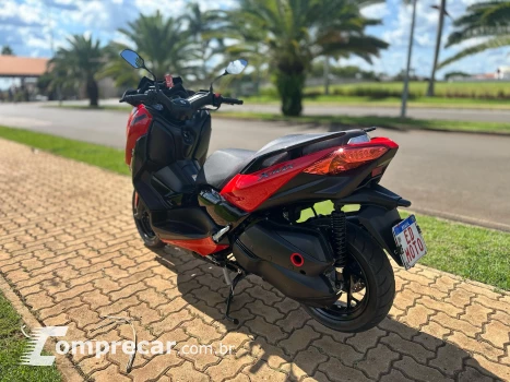 XMAX 250
