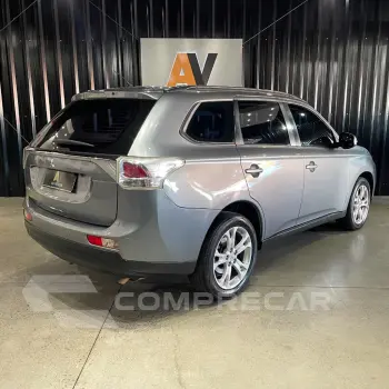 OUTLANDER 2.0 16V 160cv Aut.