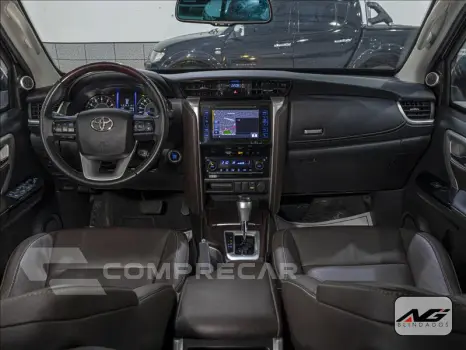 HILUX SW4 2.7 SRV 7 Lugares 4X2 16V