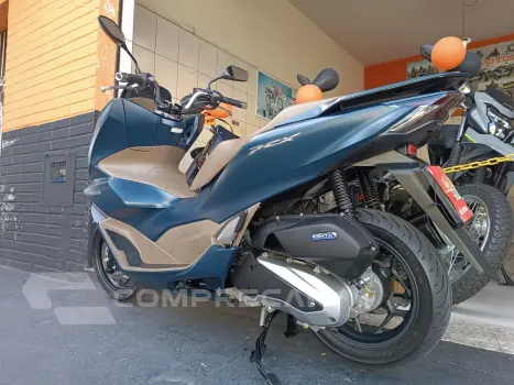 PCX 160 DLX ABS