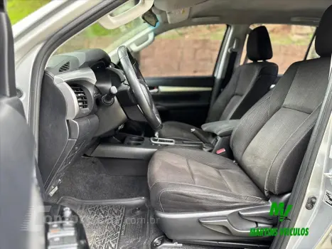 HILUX 2.7 SR 4X2 CD 16V