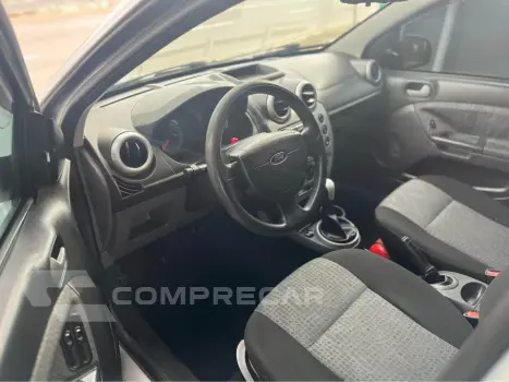 FIESTA 1.6 MPI Class Sedan 8V