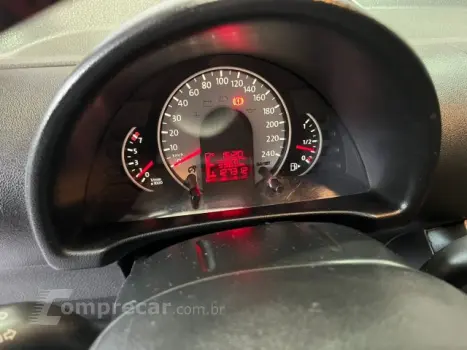 CROSSFOX - 1.6 MI 8V 4P MANUAL