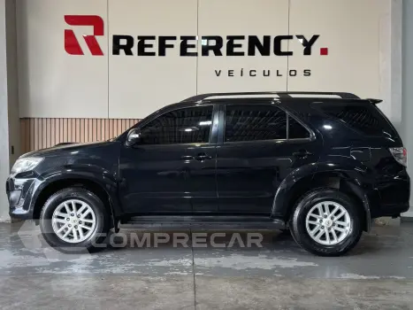 HILUX SW4 3.0 SRV 4X4 7 LUGARES 16V TURBO INTERCOOLER DIESEL