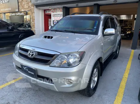 HILUX SW4 3.0 4X4 8V Turbo
