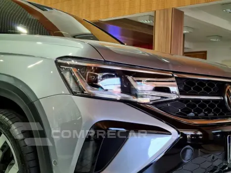 TAOS 1.4 250 TSI HIGHLINE