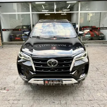 HILUX SW4 4.0 SRX 4X4 7 Lugares V6 24V