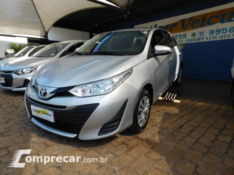 YARIS 1.5 16V Sedan XL Live