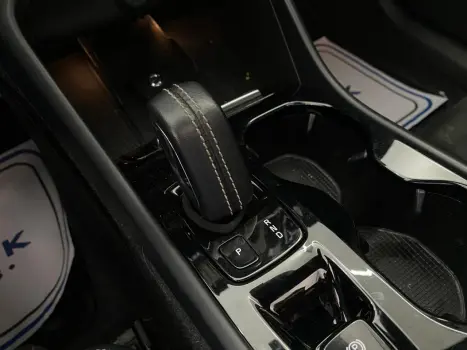 XC40 T5 RDESIGN (HIBRIDO)