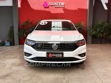 JETTA 1.4 250 TSI TOTAL FLEX R-LINE TIPTRONIC